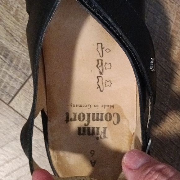 FINN Comfort leather sandals 🖤 - Picture 6 of 9